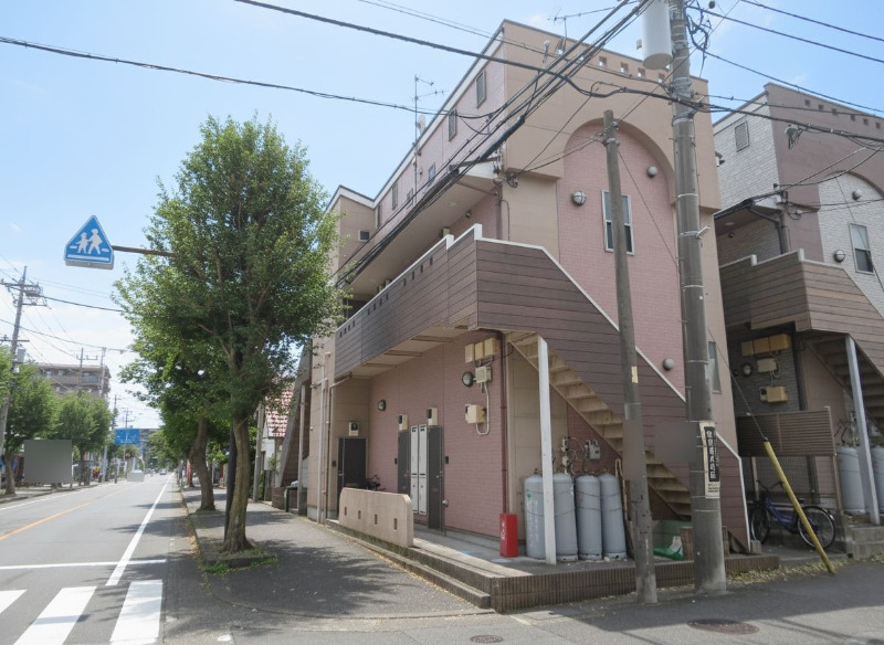 �_�ސ쌧���͌��s�����散���4���ڂ̈꓏����A�p�[�g�̌��n�O�ώʐ^